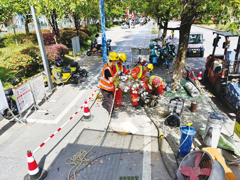  文安UV-CIPP紫外光固化修复